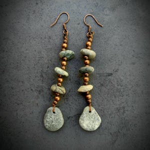 Natural river stone and copper earrings