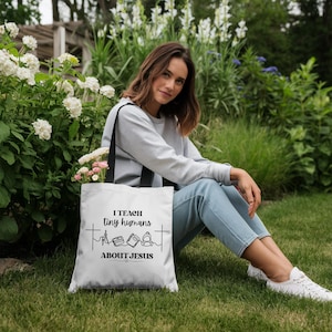 Fourre-tout pour l'école de religion, cartable personnalisé pour la rentrée des classes, fourre-tout Jésus personnalisé Tiny Humans, sac de fournitures pour professeur de religion, accessoires pour professeur