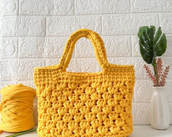 Crochet Bag Pattern PDF, T-Shirt Yarn Purse with Handles (Digital Download)