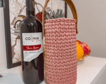 Crochet Wine Pouch Pattern – Beginner PDF Bottle Bag – T-Shirt Yarn Gift Idea. Wine Tote, Wine Bottle Holder, Wine Bag Crochet Pattern