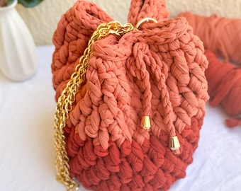 Crochet Bucket Bag Pattern: T-Shirt Yarn Drawstring Bag (PDF Tutorial)