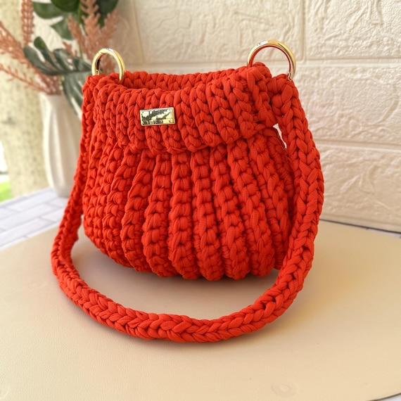 Crochet Bucket Bag Pattern | Beginner T-Shirt Yarn Bag Tutorial | Easy Modern Handbag Crochet Pattern PDF, Crochet Shoulder Bag