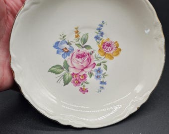 Vintage Blumenporzellan-Teller - Cottage Rosenbouquet-Design - gewellte Kante Shabby-Chic-Cottage-Dekor