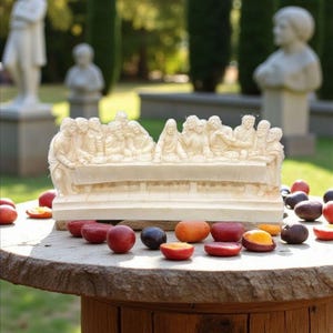Vintage “the Last Supper” Resin Figurine – Tabletop Sculpture