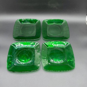 Vintage Emerald Green Glass Plates – Set of Square Depression