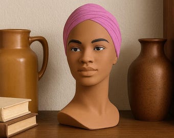 Busto afroamericano vintage: estatua de cerámica con pañuelo rosa para la cabeza