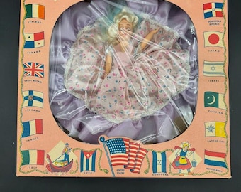 dolls country様　お取り置きおまとめページ　20点 Dolls of All Lands Colonial Doll – Mid Century Travel Souvenir