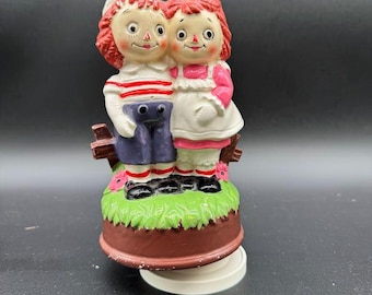 Vintage Raggedy Ann and Andy Music Box Figurine – Nostalgic
