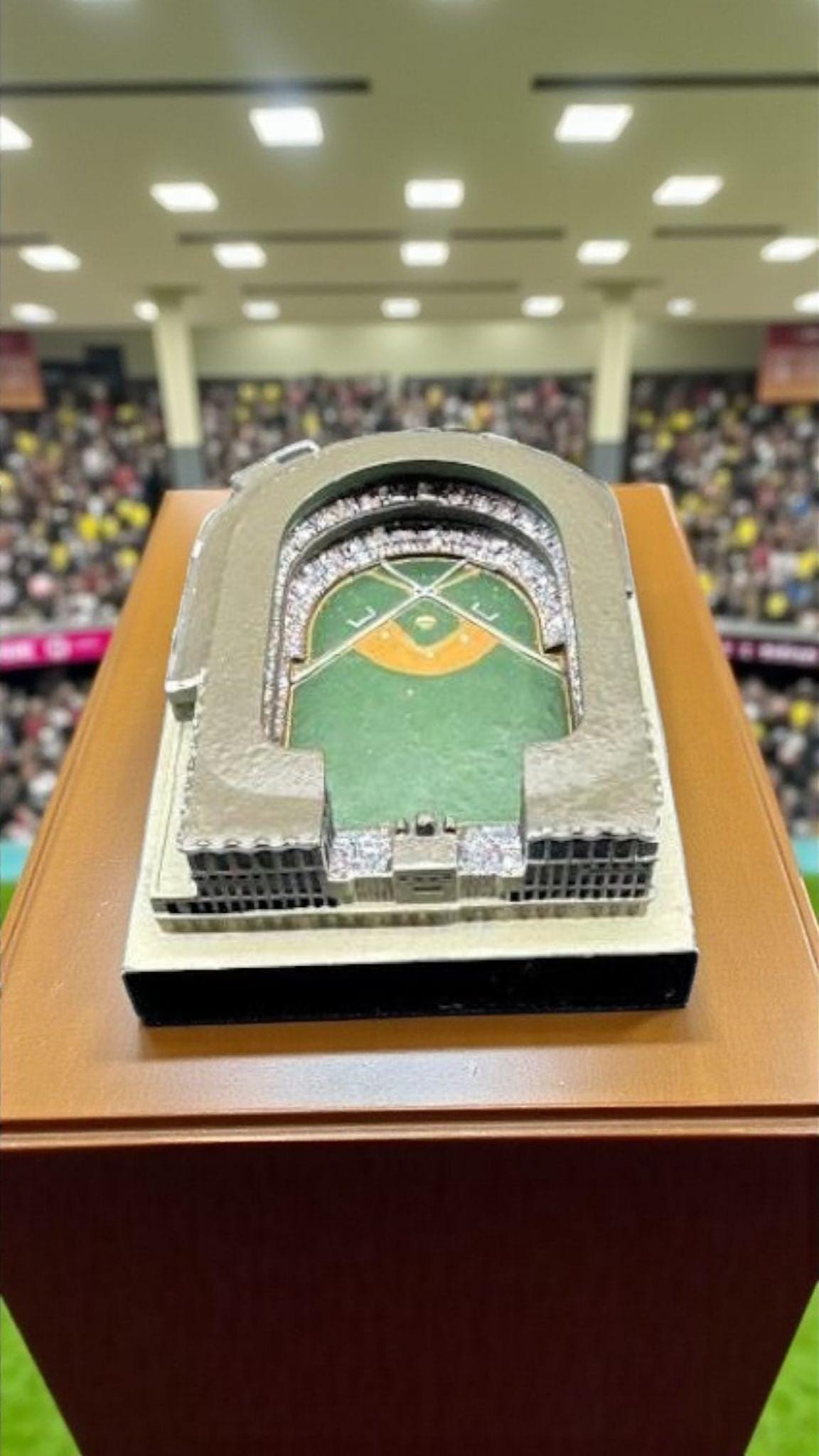ポロ・グラウンズ ミニスタジアムレプリカ – 2005 MLBコレクタブル