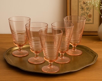 Vintage 1930s–40s Pink Depression Glass Goblets – Ribbed Body & Sunburst Base, Set of 5 Elegant Stemware