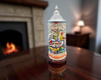 Ｇｌｕｈｅｎ～Ｄａｓ　Ｅｗｉｇｅ　Ｄａｓｅｉｎ Vintage Antique German Stein, Beer Drinking: 