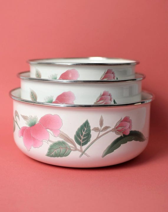 Vintage Mikasa Enamel Nesting Bowls | Set of 3 | 1980s | "Silk Flowers" Pink Floral | Japan