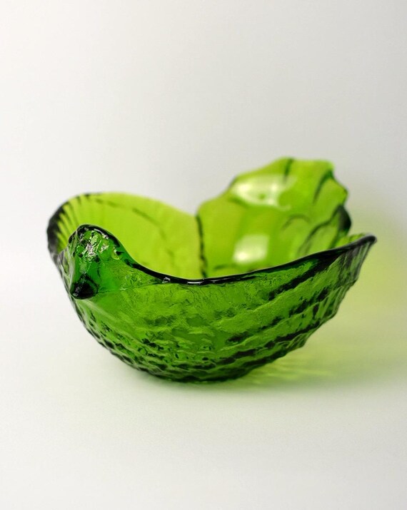 Vintage Midcentury Green Glass Hen Bowl | Viking Glass Co | Circa 1960s