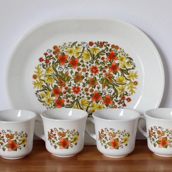 Vintage Corelle “Indian Summer” Mugs & Platter | Retro 1970s Floral