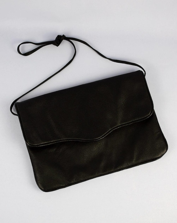 Vintage 1980s Black Faux Leather Shoulder Bag | Klee | Classic 80s Fashion