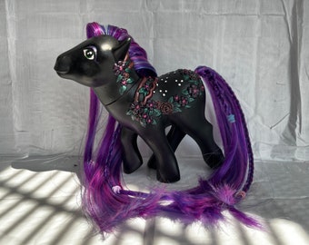 Custom My Little Pony: Midnight Garden Repaint - Display Only