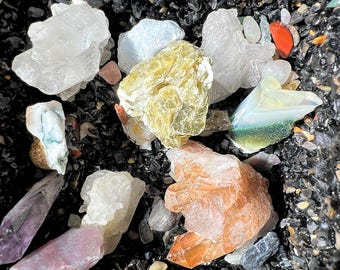 Raw Crystal Box | 15+ Specimens on Onyx Base | Hematoid Quartz Opal Calcite Amethyst