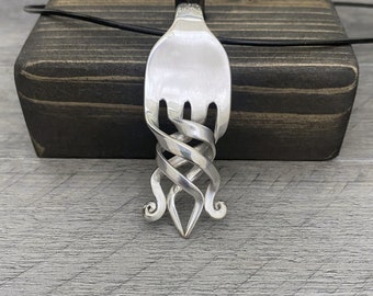 Recycled Premium Fork Necklace in Basket Twist Design