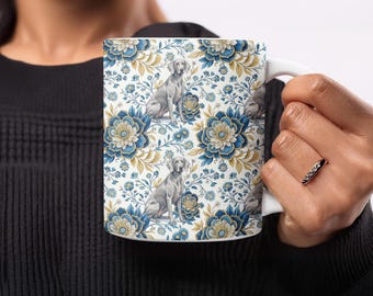 Taza de Weimaraner, arte floral para perros, flor azul y dorada, elegante regalo para Weimaraner, taza de raza de perro, taza de café para amantes de las mascotas, decoración elegante para el hogar