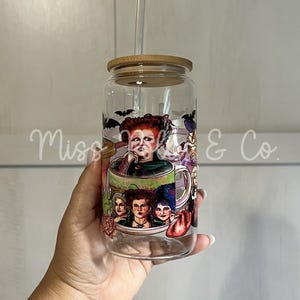 Halloween Movie Witch Sisters Glass Tumbler With Lid And Straw, 16 oz. Iced Coffee Glass Cup With Lid And Straw, Glass Cup with Wooden Lid