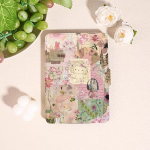 Rosa Vintage Collage Kindle-fodral för Kindle 2025, Paperwhite 12/11/10:e & Kobo Clara, Sött Retro-fodral med automatisk väckning/viloläge, Bokälskarsfodral
