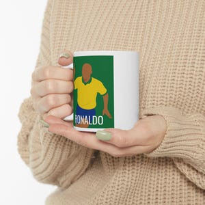 R9 Ronaldo Ceramic Mug - Colorful Soccer Coffee Cup, Unique Gift for Soccer Lovers, Perfect Birthday & Celebration Tea Mug