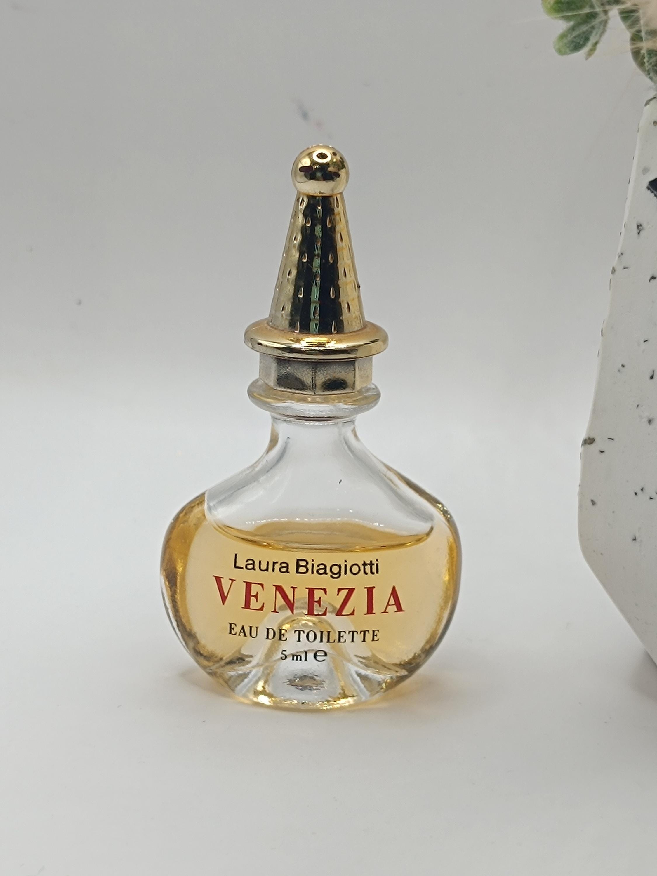 ラウラ ビアジョッティ ベネチア Venezia 2011 Laura Biagiotti perfume - a fragrance for women 2011