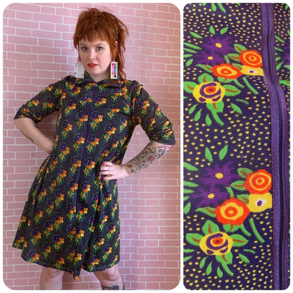 Vintage 1960’a Navy Blue with Orange And Yellow Fl