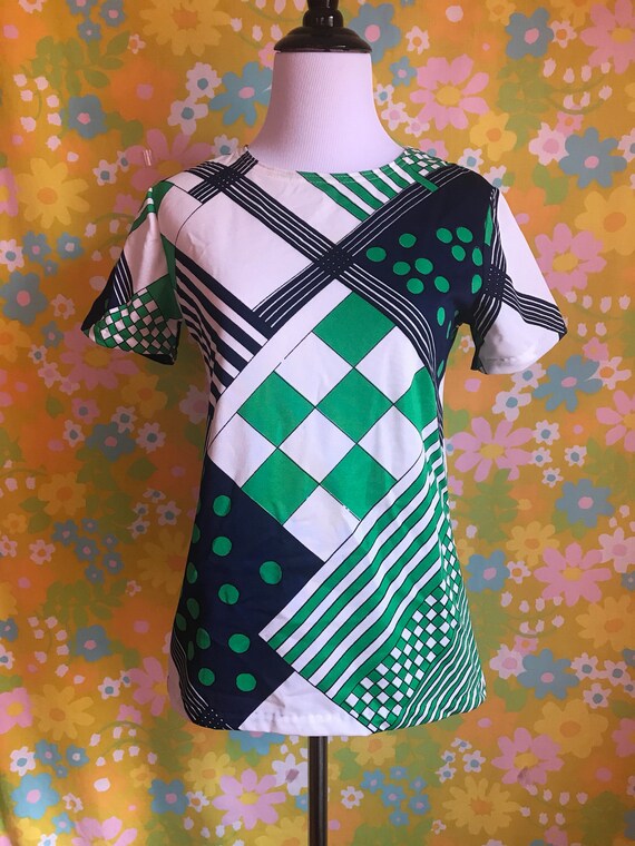 Vintage 1970's Green White and Navy Blue Funky Mo… - image 4