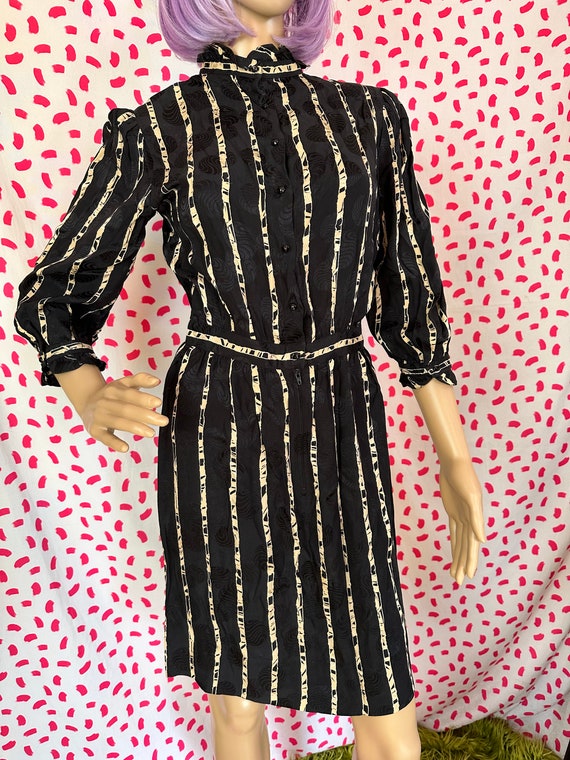 Vintage 1980’s Black and Tan XXS Mini Mod Dress S… - image 5