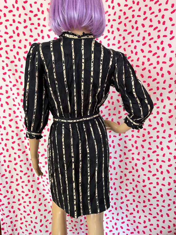 Vintage 1980’s Black and Tan XXS Mini Mod Dress S… - image 2