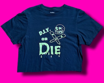 D.I.Y. or Die T Shirt with Hitatchi Wands Masturbation Funny Joke Crop Top Medium Upcycled