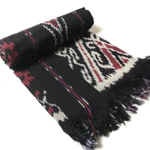 Fabric ikat 120x220cm, Blanket Indonesian ikat ethnic fabric, Traditional Indonesian Fabric, Handwoven Sumba Ikat Textile, Boho Home Decor