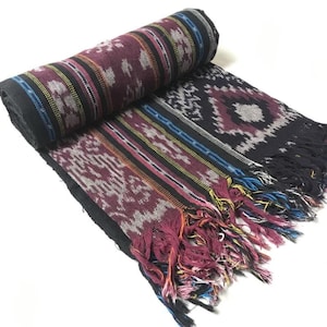 Fabric ikat 120x220cm, Blanket Indonesian ikat ethnic fabric, Traditional Indonesian Fabric, Handwoven Sumba Ikat Textile, Boho Home Decor