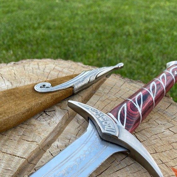 Sting Sword – The Iconic Blade of Bilbo and Frodo Baggins | Authentic Lord of the Rings & Hobbit Replica for Collectors