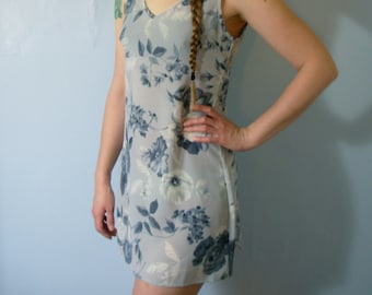 Vintage 90's light blue floral babydoll mini dress, grunge dress, empire waist, size medium