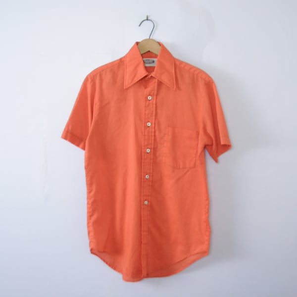 vintage 70's citrouille orange bouton sur chemise à manches courtes, taille homme petite