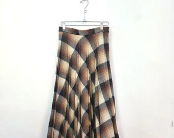 1970 Casual Corner plaid wool pleated skirt, small