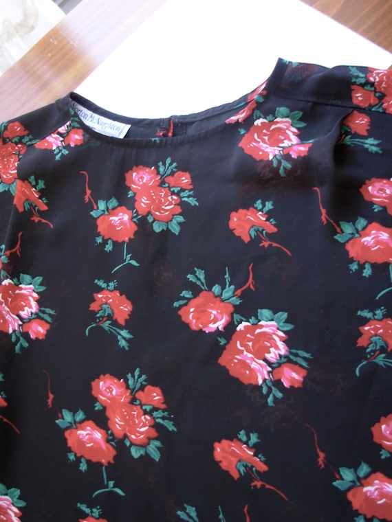 Vintage 80's sheer black top with roses, sheer bl… - image 4