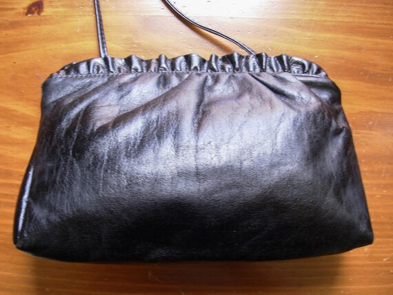 Vintage 80's black patent leather small shoulder … - image 4