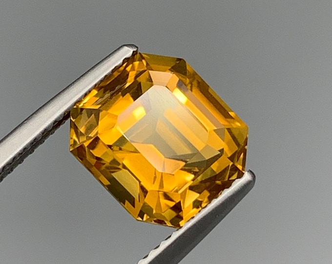 4ct Emerald Cut Citrine Gemstone – Loupe Clean Natural Yellow Stone