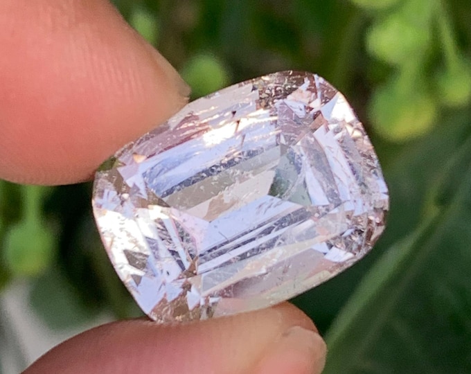 22.25 Ct Peach Pink Morganite Gemstone: Emerald Cushion Cut Collector's Stone
