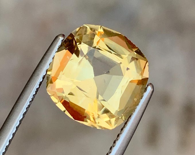 Golden Yellow Citrine Gemstone - 4.95 Carat Cushion Cut, VS1 Clarity