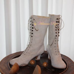 Botas vitorianas de couro cru, botas de couro taupe, botas retrô, botas feitas sob medida, botas para cosplay.