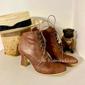 Ankle Boots , Victorian Boots , Vegetal Painted Leather Boots , Brown leather Boots , Retro Boots , French boots , kitten heel