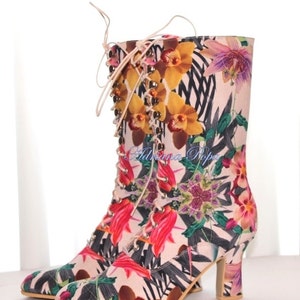 Eco Leder Stiefel Viktorian Stiefel Frühlingsstiefel Blumen Stiefel Brautstiefel Kinky Boots Cosplay Stiefel Larp Schuhe Schuhe nach Maß Boho