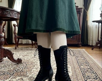 Kniehohe Stiefel , Schwarze Stiefel , Schwarze Lederstiefel , Viktorianische Stiefel , Stiefel im Stil von 1900 , Festival Stiefel Urban Boots Vergoldete Alter Kinky stiefel