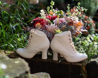 Ankle Boots , Bridal shoes , Ivory leather Boots , Victorian Boots , off White Leather Boots , Wedding shoes off white Ankle Boots