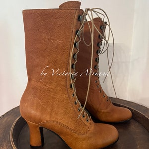 Victorian Boots , Antique Boots , Brown Vegetal Tanned Boots , Leather Boots , Ankle  Boots  , Edwardian Boot ,  Antique style boots
