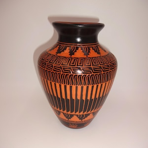 Black Orange Native American Indian Elaine Begay Navajo Etched Sgraffito Pottery Vase 7" Signed